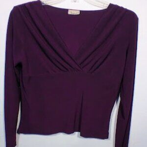 Nexxen Purple V-Neck top with 3/4 sleeves Size: S-M